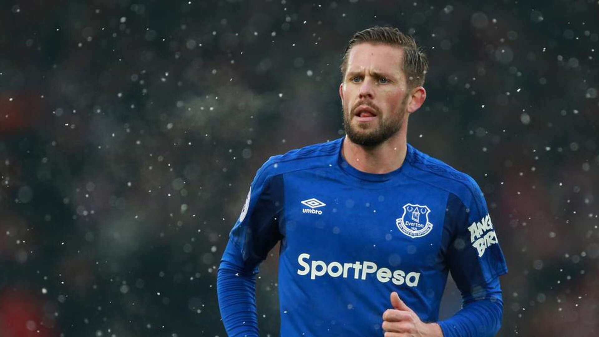 雷霆风暴席卷太阳，英格拉姆德甲赛场定乾坤