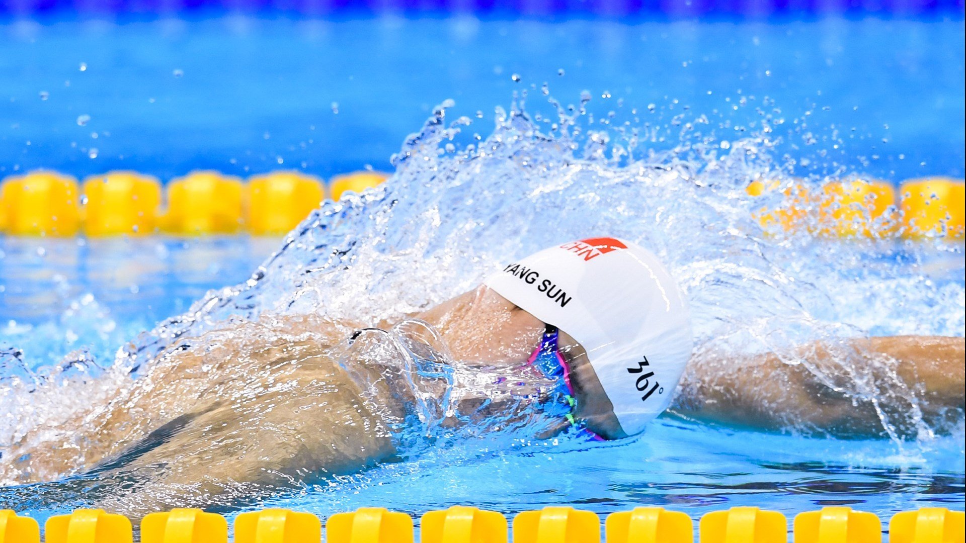 那一夜，陶汉林点燃了整个赛场，广东队险胜雄鹿的背后，是唯一不灭的热血